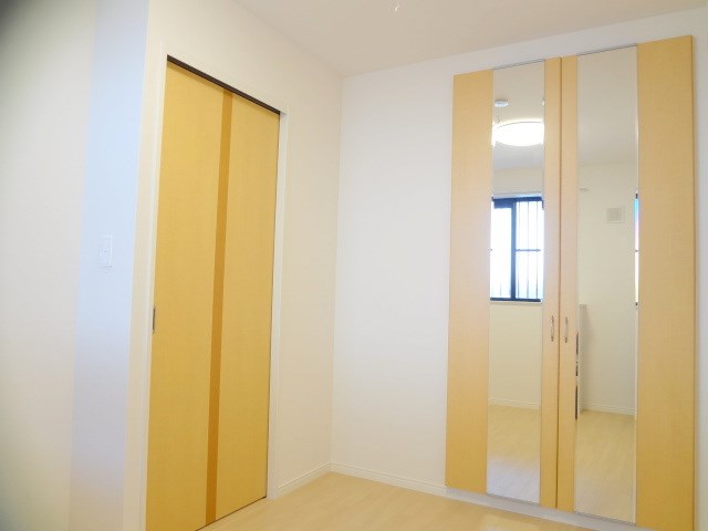 その他部屋・スペース：洋室4帖♪