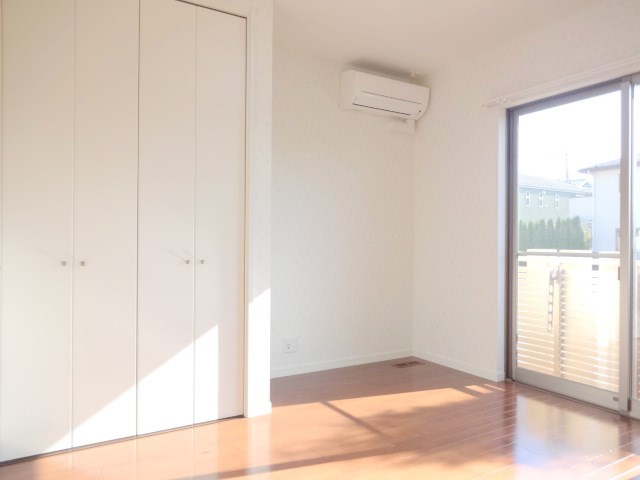 その他部屋・スペース：２階洋室５．２帖♪