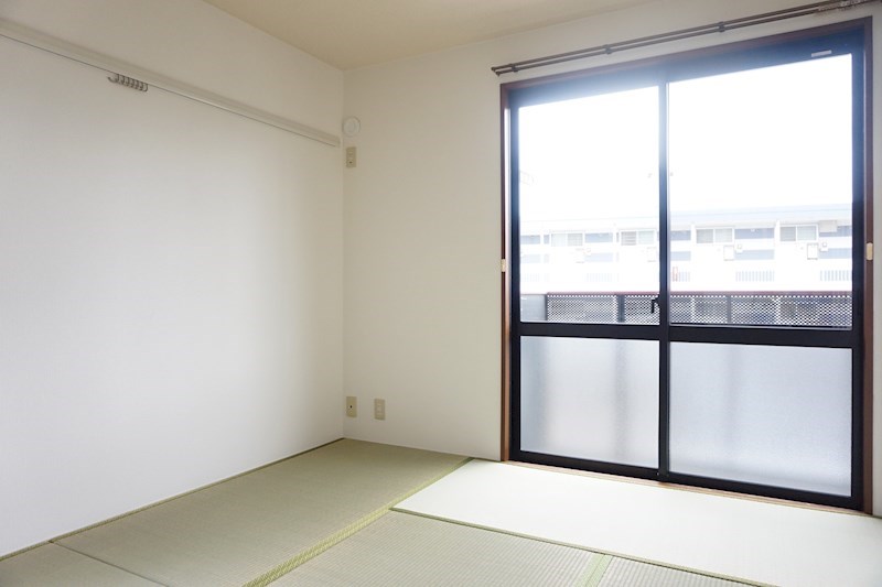 その他部屋・スペース：和室6畳♪
