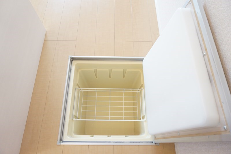収納：便利な床下収納