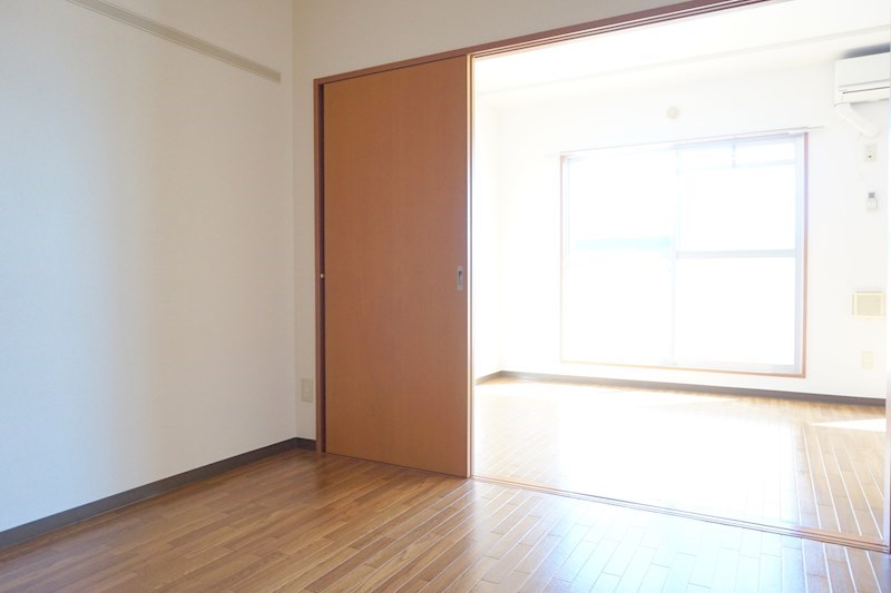 その他部屋・スペース：洋室5帖♪