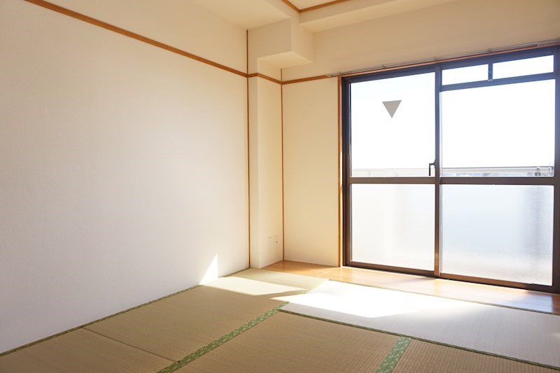 その他部屋・スペース：和室6畳♪