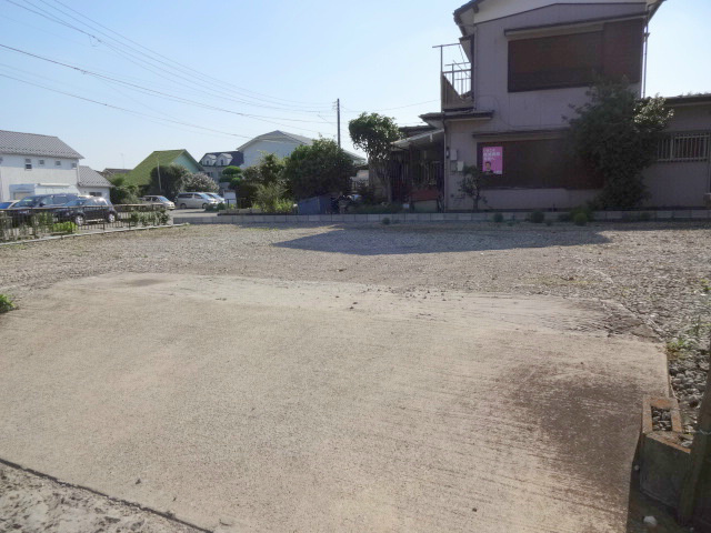 平川駐車場 外観