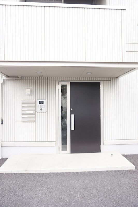 カーザ・ビアンカ オートロック付きで安心です
