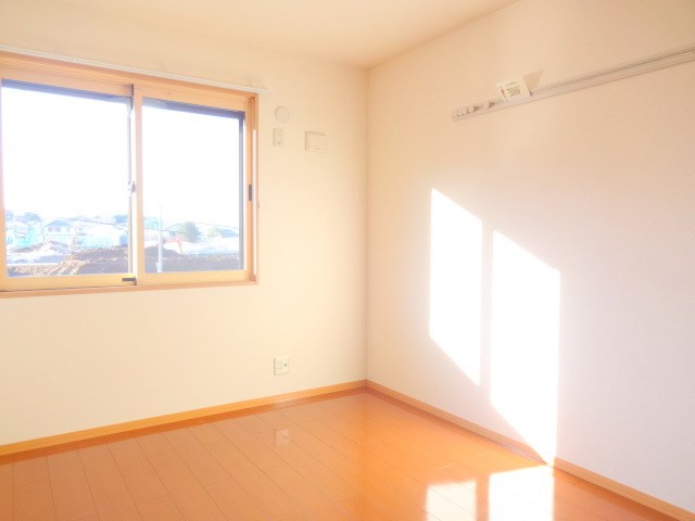 エミネンス ※同アパート別部屋の参考写真です