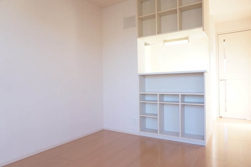 トレグラースＡ棟 ※同アパート別部屋の参考写真です