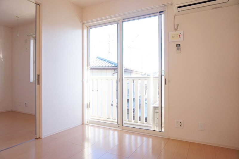 トレグラースＡ棟 ※同アパート別部屋の参考写真です