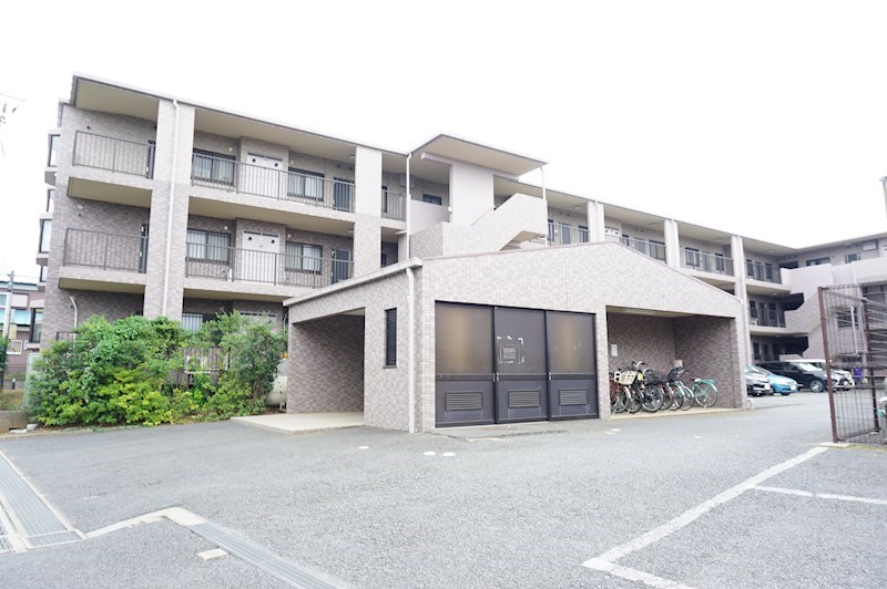 ファミール新柏 外観