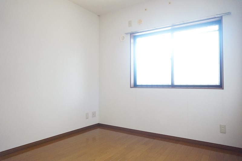 ファミール新柏 洋室5.5帖　※同アパート別部屋の写真です