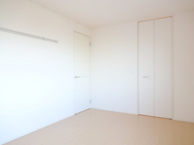 カーザ・ビアンカ ※同アパート別部屋の参考写真となります。