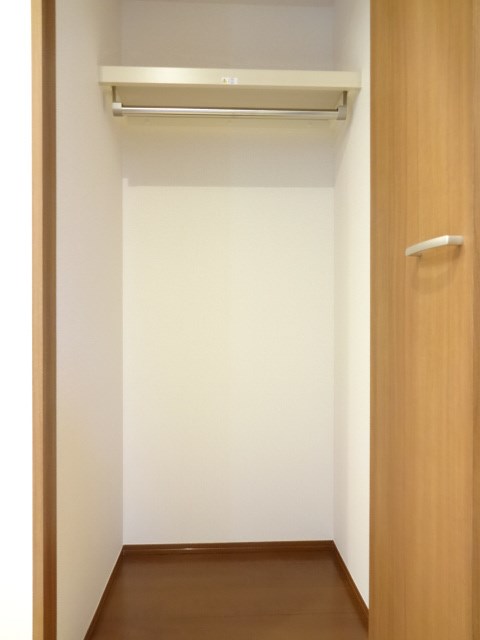 京　Ⅱ ※同アパート別部屋の参考写真です　※実際は反転タイプ