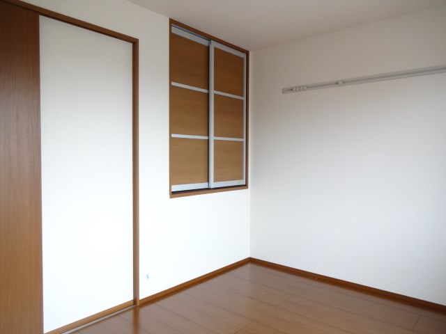 京　Ⅱ ※同アパート別部屋の参考写真です　※実際は反転タイプ