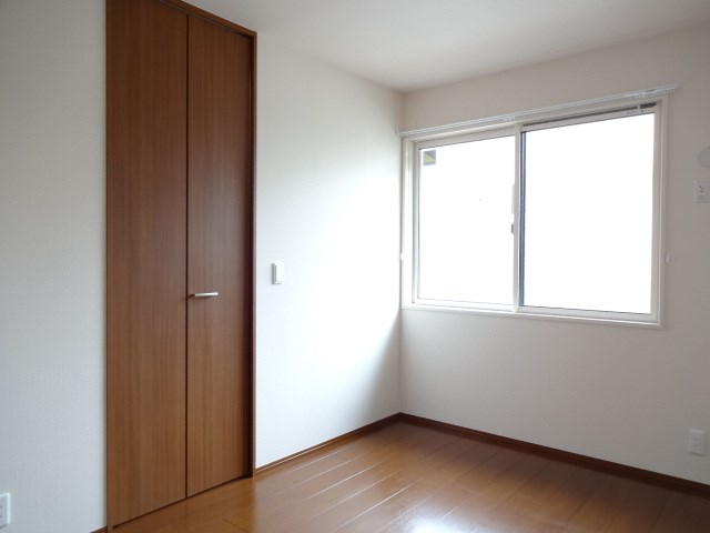 京　Ⅱ ※同アパート別部屋の参考写真です　※実際は反転タイプ