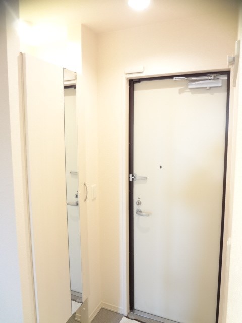 フラッツ酒井根Ⅱ ※同タイプ別部屋の写真となります。