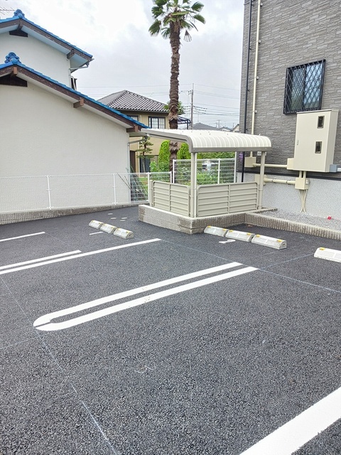 コンフォートＤ 駐車場