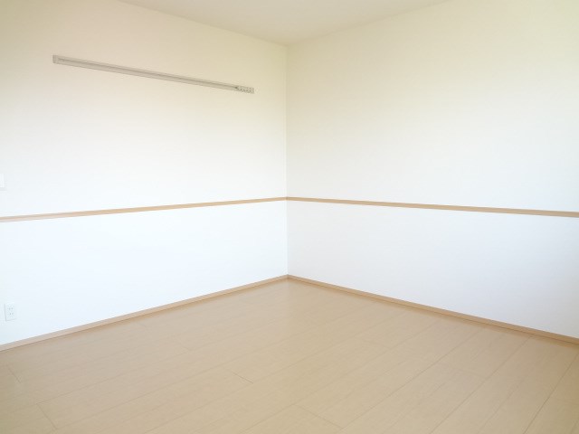 アンベリール ※同アパート別早の参考写真です。実際は反転タイプ