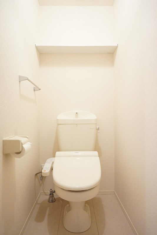 コンフォール ※同アパート別部屋の参考写真となります。