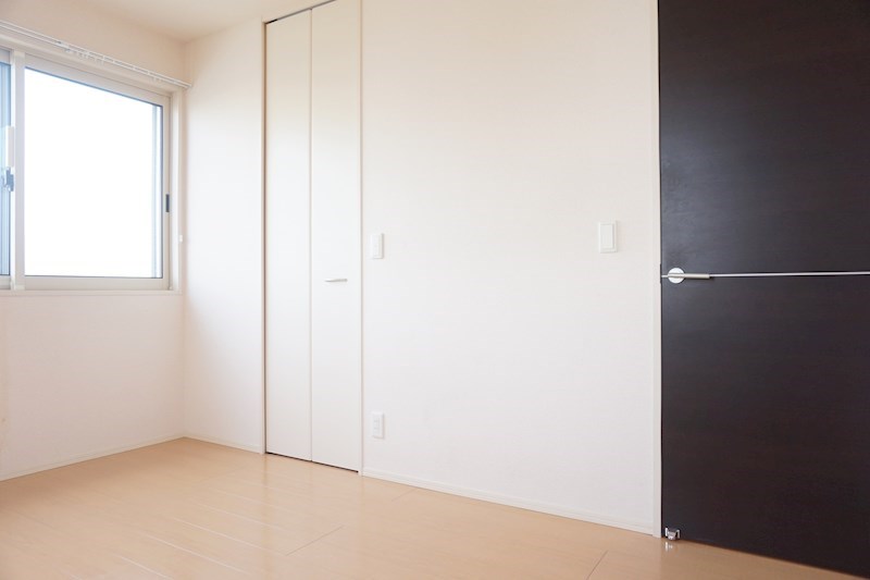 コンフォール ※同アパート別部屋の参考写真となります。