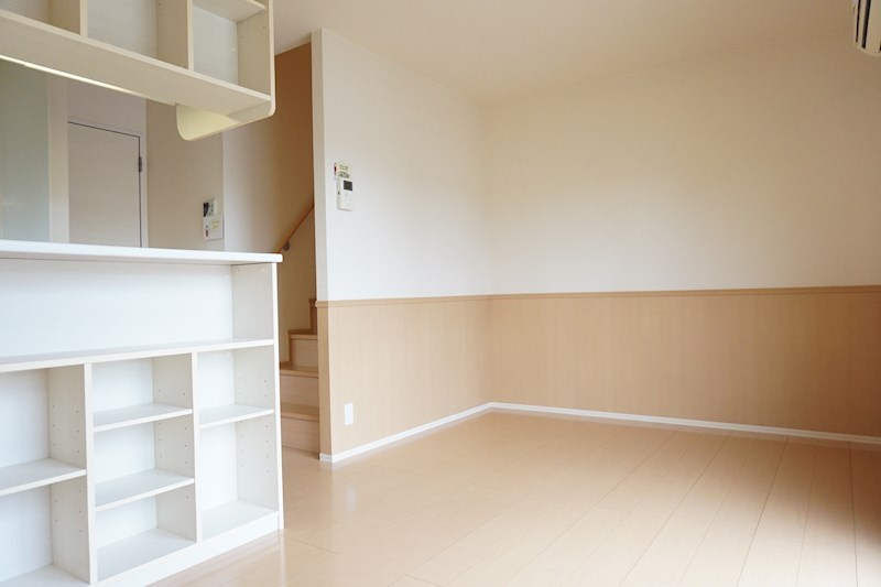 キャトルセゾンＥ ※同アパート別部屋の参考写真です。