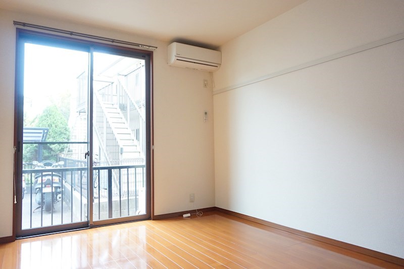 ハイムシンシア ※同アパート別部屋の参考写真です。　※実際は反転タイプ