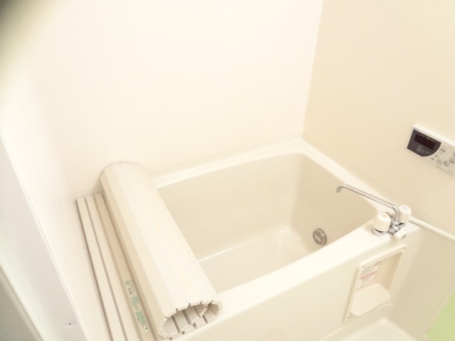 グランモアA ※同アパート別部屋の参考写真です。　※実際は反転タイプ