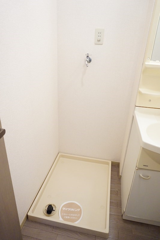 クレール新柏 ※同アパート別部屋の参考写真です。実際は反転タイプ