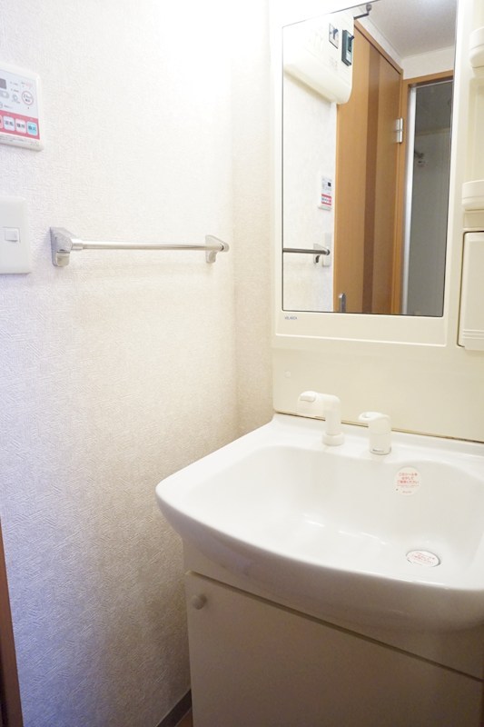 ピアリープレイス ※同アパート別部屋の参考写真です。