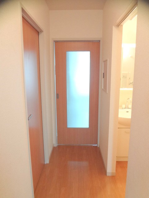 サンヴィレッジＢ ※同アパート別部屋の参考写真です。