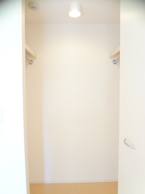 メゾンブロンシュ ※同アパート別部屋の参考写真です。