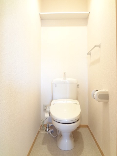フォースリンロード ※同アパート別部屋の参考写真です。