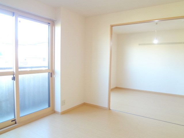 フォースリンロード ※同アパート別部屋の参考写真です。