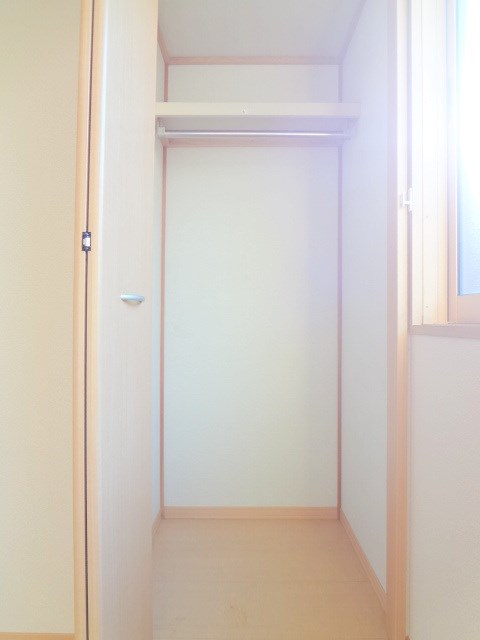 フォースリンロード ※同アパート別部屋の参考写真です。